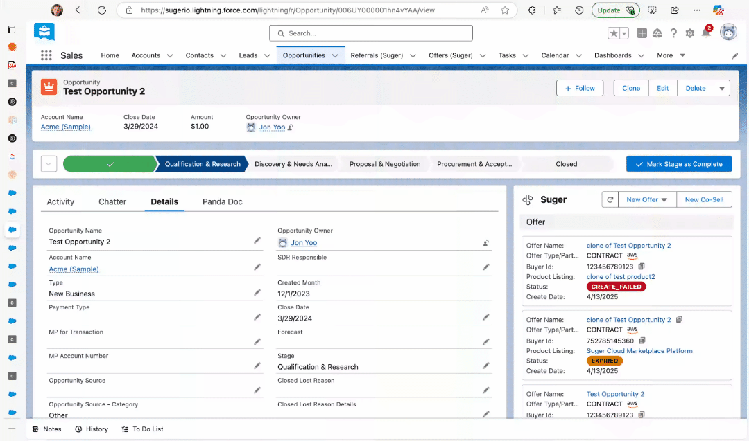 Adding notification contacts to an offer in Salesforce